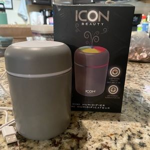 Icon Beauty mini humidifier